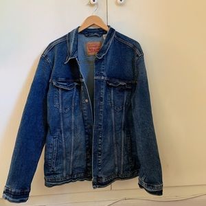 Levi’s Men’s Denim Trucker Jacket